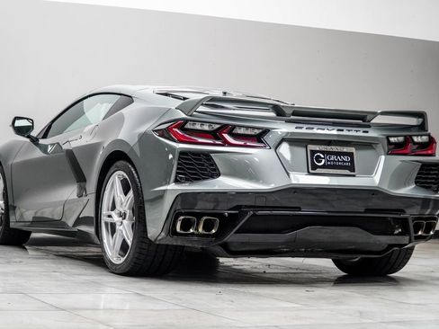 Used 2023 Chevrolet Corvette Stingray Preferred Cpe w/ Z51 Performance Package RWD image 13