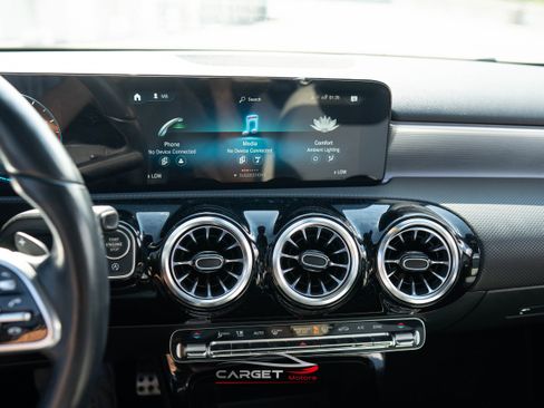 Used 2022 Mercedes-Benz A 220 image 31