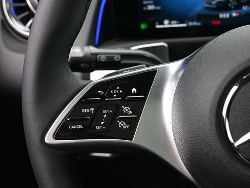 New 2026 Mercedes-Benz GLB 250 4MATIC image 11