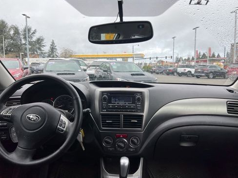 Used 2011 Subaru Impreza Outback Sport image 6