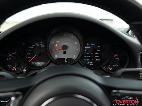Used 2017 Porsche 911 Carrera S RWD image 18