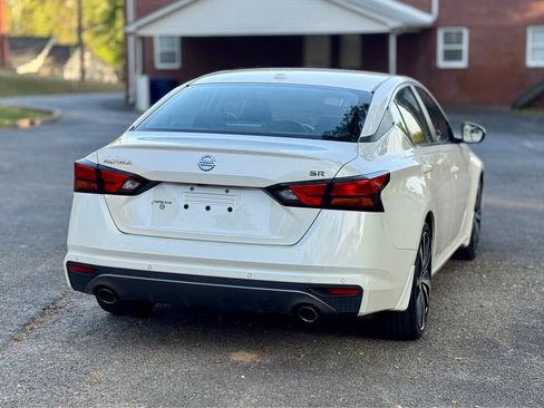 Used 2020 Nissan Altima 2.5 SR image 2