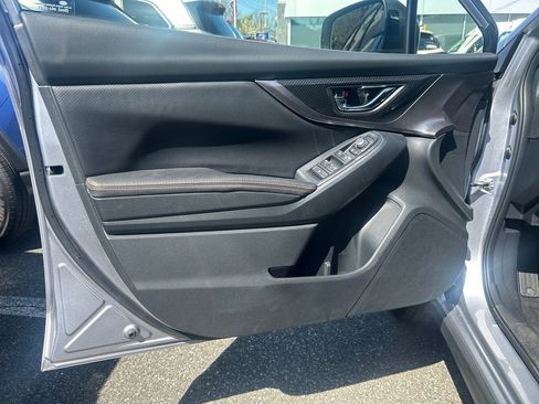 Used 2018 Subaru Crosstrek 2.0i Limited image 16