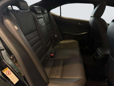 Used 2016 Lexus IS 200t w/ F Sport Package RWD image 29