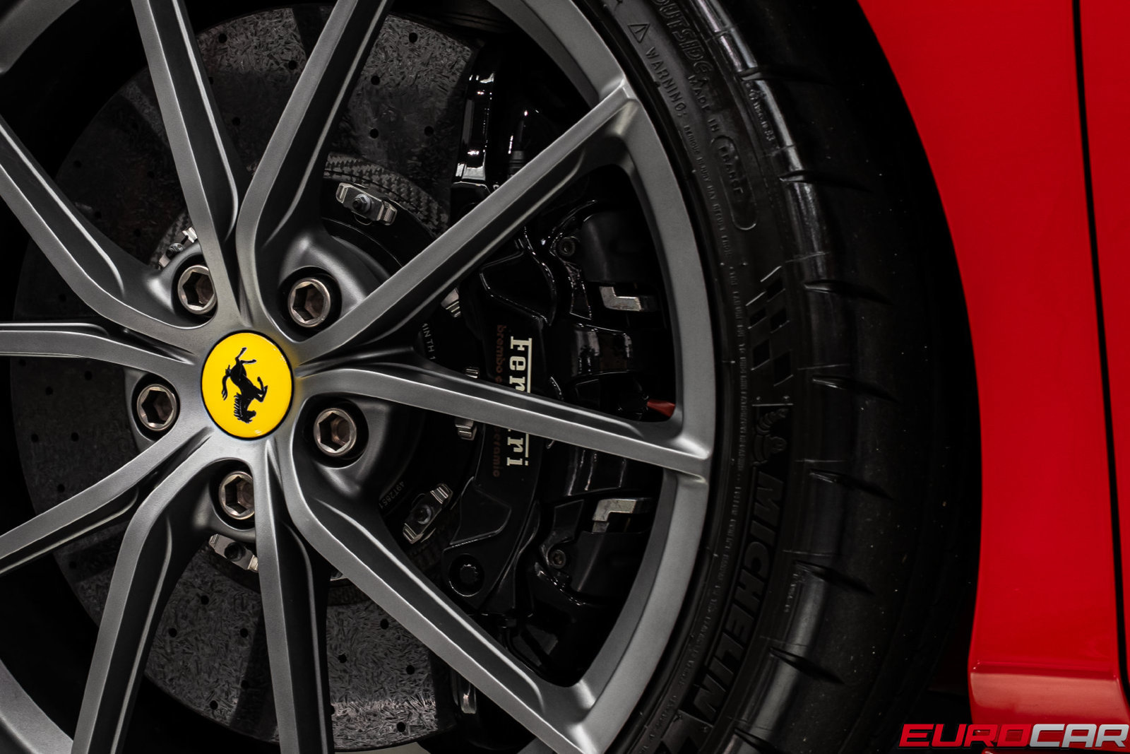 Used 2019 Ferrari 488 Pista Coupe RWD image 29
