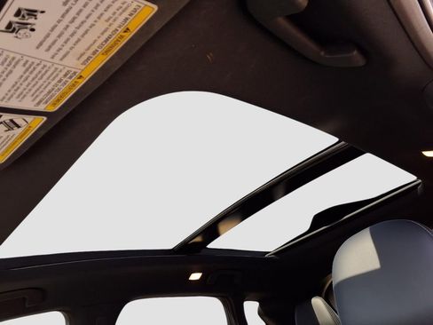 Used 2022 INFINITI QX50 Luxe w/ Appearance Package image 15