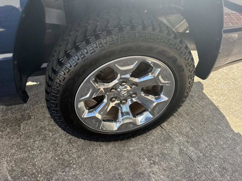 Used 2019 RAM 1500 Big Horn image 4