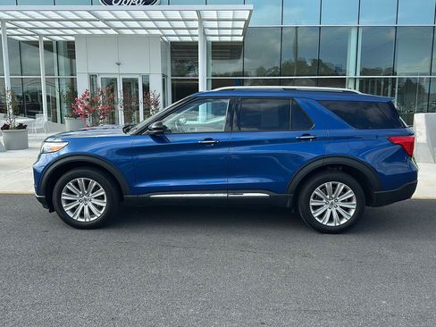 Used 2023 Ford Explorer Limited w/ Hybrid Equipment Group 310A AWD/4WD image 8