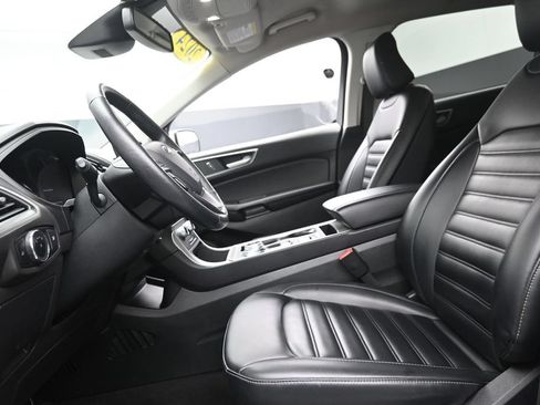 Used 2024 Ford Edge SEL AWD/4WD image 16