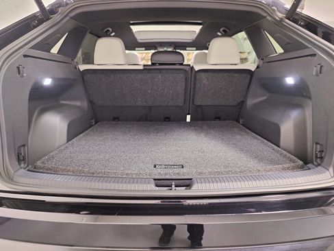 Certified 2025 Volkswagen Atlas Cross Sport SEL Premium R-Line image 15