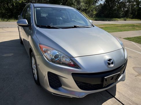 Used 2012 MAZDA MAZDA3 i Touring image 2