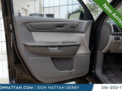 Used 2017 GMC Acadia Limited SLT FWD image 15