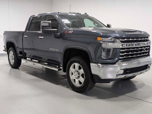 Used 2020 Chevrolet Silverado 2500 LTZ w/ LTZ Premium Package AWD/4WD image 6