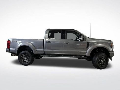 Used 2021 Ford F250 Lariat image 2