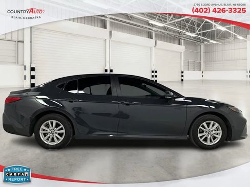 Used 2025 Toyota Camry LE image 6