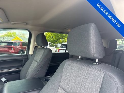 Used 2023 Ford Expedition XLT AWD/4WD image 23