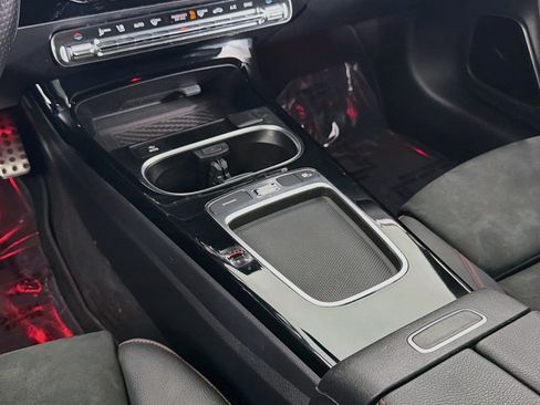 Certified 2024 Mercedes-Benz CLA 250 4MATIC image 6