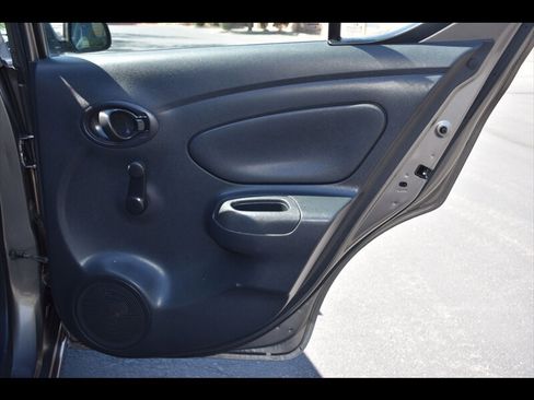 Used 2014 Nissan Versa S Plus FWD image 23
