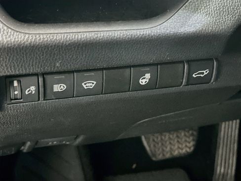 Used 2024 Toyota RAV4 XLE w/ Convenience Package AWD/4WD image 17