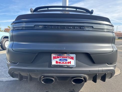 Used 2024 Porsche Cayenne Turbo GT image 14