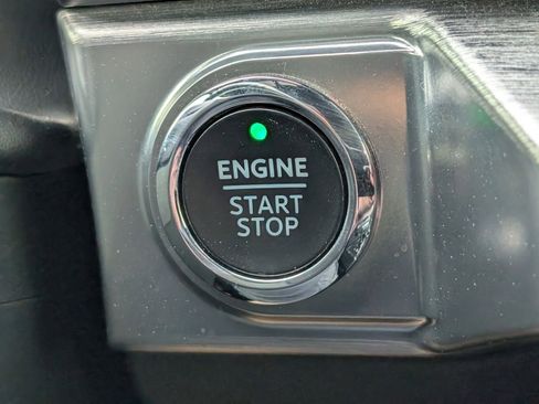 Used 2023 Ford F150 Lariat image 28