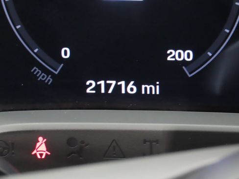 Certified 2022 Porsche Taycan Turbo S AWD/4WD image 17