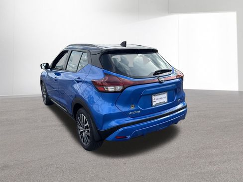 Certified 2023 Nissan Kicks SR w/ SR Premium Package FWD image 6