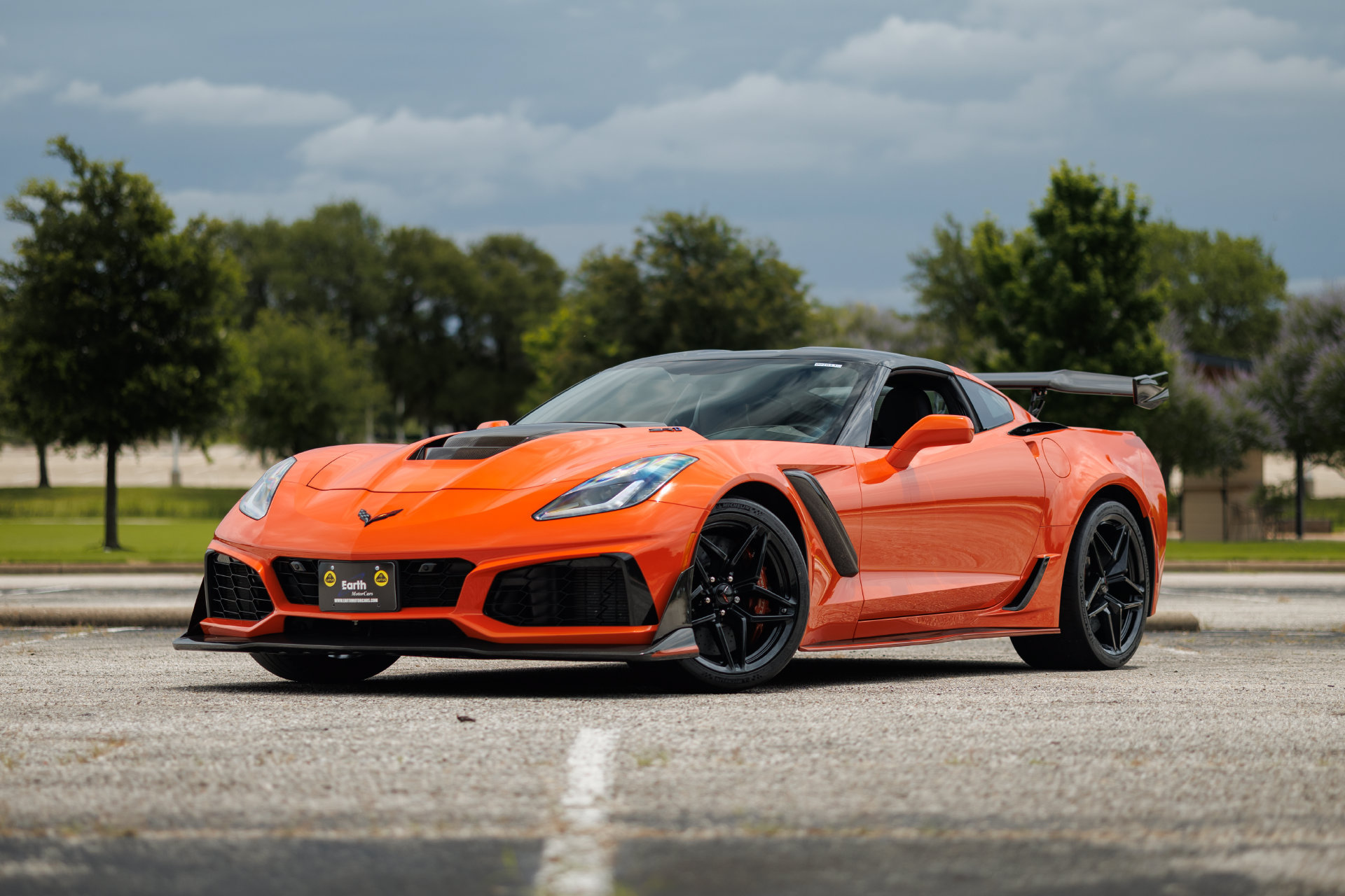 Used 2019 Chevrolet Corvette ZR1 RWD image 2