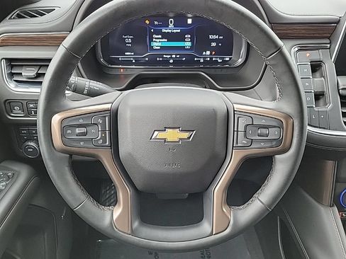 Used 2023 Chevrolet Tahoe High Country AWD/4WD image 31