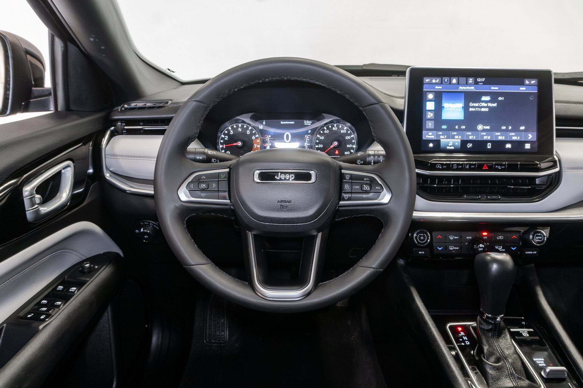 Certified 2023 Jeep Compass Limited AWD/4WD image 12