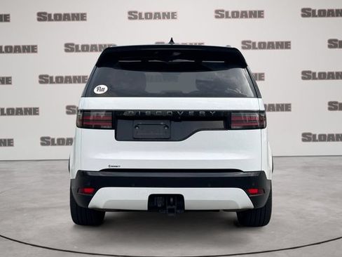 Used 2024 Land Rover Discovery Dynamic SE AWD/4WD image 4
