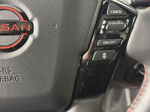 Used 2023 Nissan Frontier PRO-4X w/ Pro-4X Premium Package AWD/4WD image 18