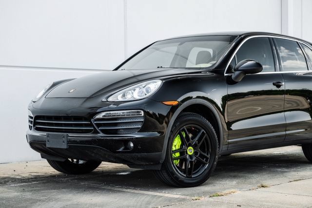 Used 2014 Porsche Cayenne S AWD/4WD image 37