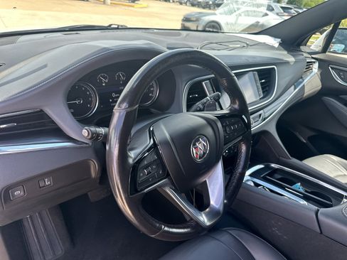 Used 2023 Buick Enclave Essence FWD image 28