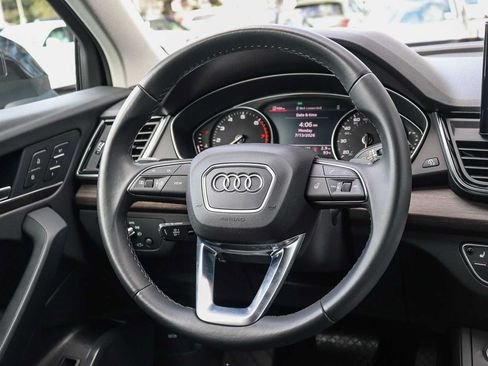 Used 2023 Audi Q5 2.0T Premium w/ Convenience Package AWD/4WD image 15