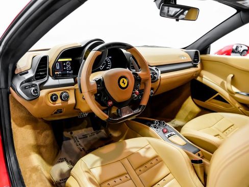 Used 2012 Ferrari 458 Italia Coupe image 5