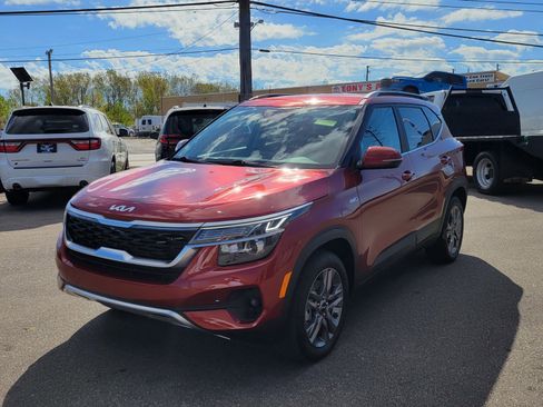 Used 2023 Kia Seltos S image 9