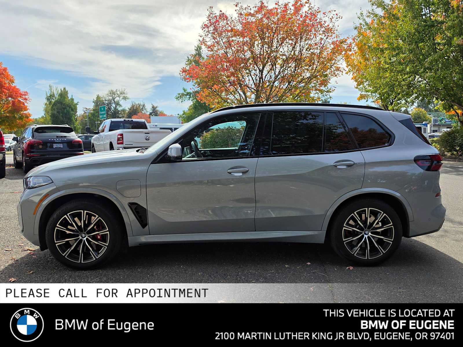 Used 2025 BMW X5 xDrive50e w/ Executive Package AWD/4WD image 6