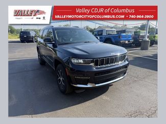 Used 2023 Jeep Grand Cherokee L Limited w/ Luxury Tech Group II AWD/4WD video 1