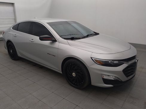 Used 2022 Chevrolet Malibu LT w/ Redline Edition FWD image 11