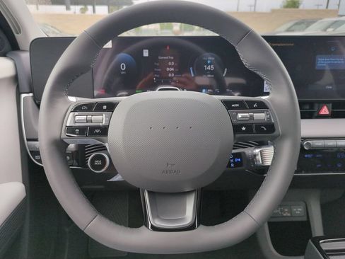 New 2026 Hyundai Ioniq 5 SEL RWD image 17
