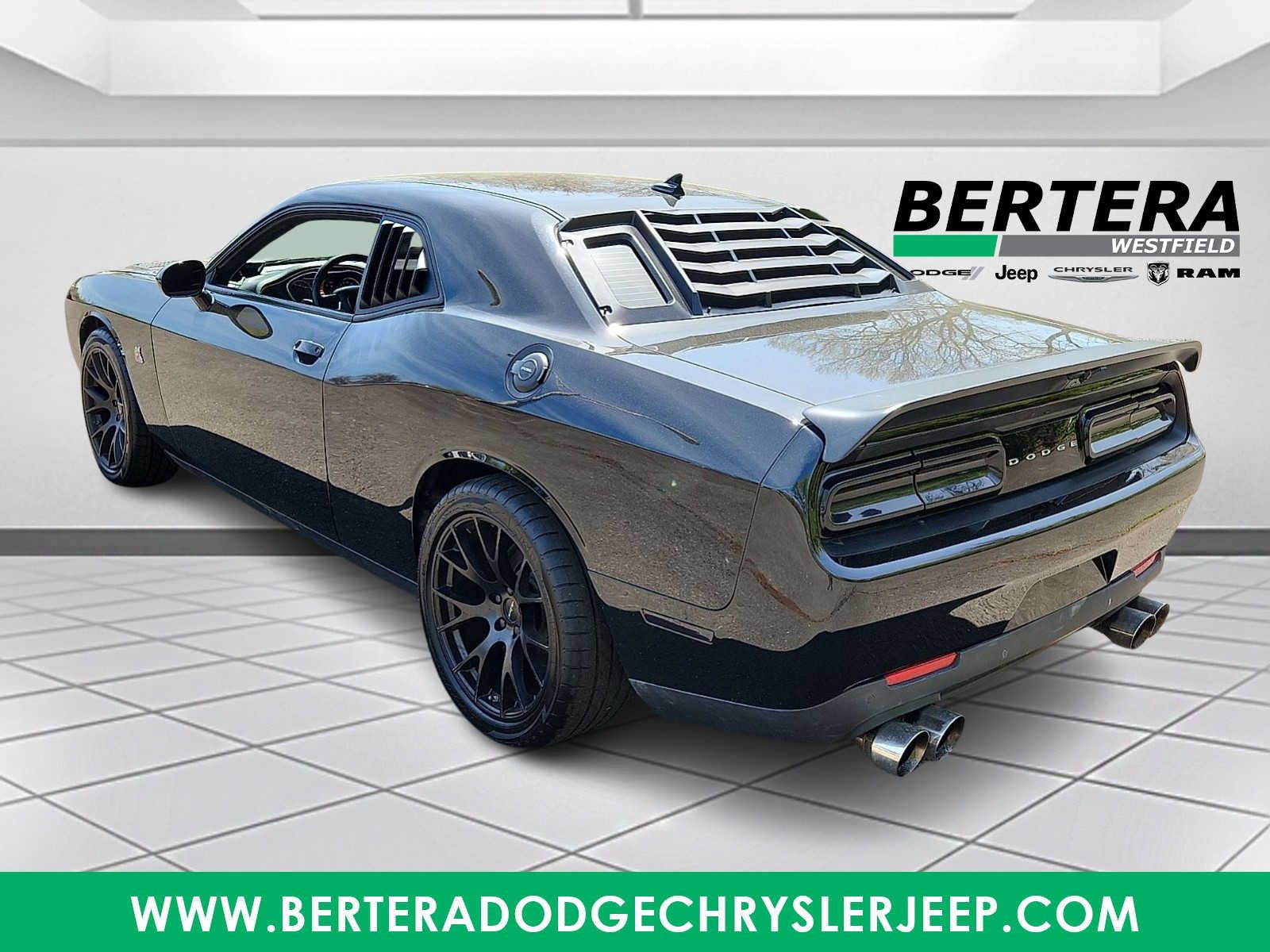 Certified 2021 Dodge Challenger R/T Scat Pack w/ Dynamics Package RWD image 4