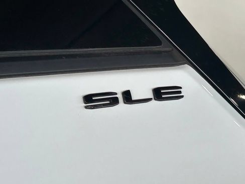 Used 2023 GMC Terrain SLE w/ Driver Convenience Package FWD image 46