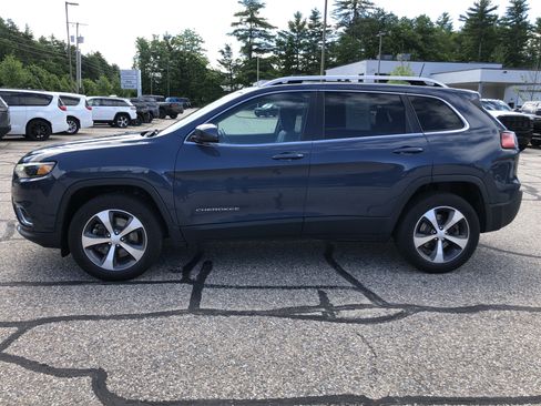 Used 2021 Jeep Cherokee Limited w/ Elite Package AWD/4WD image 6
