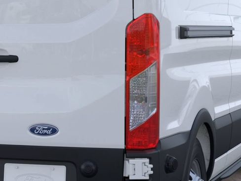 New 2026 Ford Transit 250 148 Medium Roof Extended AWD image 26