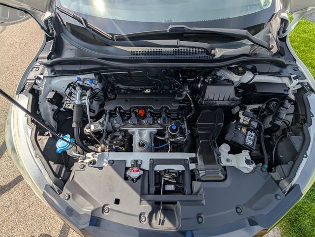 Used 2018 Honda HR-V EX image 31
