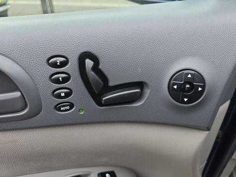 Used 2008 Kia Sedona EX w/ Luxury Pkg image 21