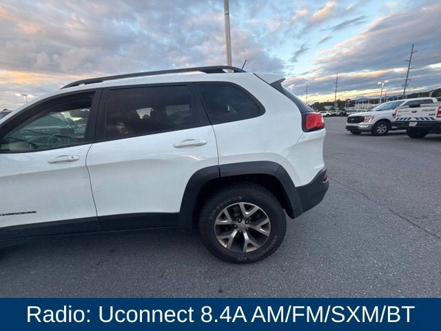 Used 2015 Jeep Cherokee Trailhawk AWD/4WD image 7