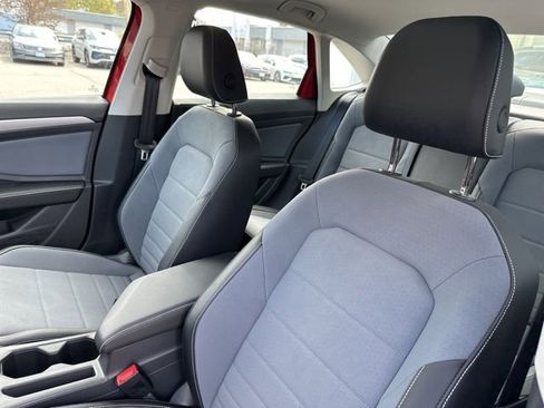 New 2026 Volkswagen Jetta SE FWD image 11