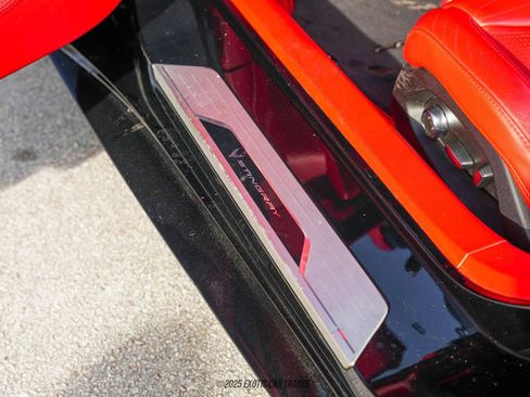 Used 2023 Chevrolet Corvette Stingray Premium Conv w/ Z51 Performance Package image 25